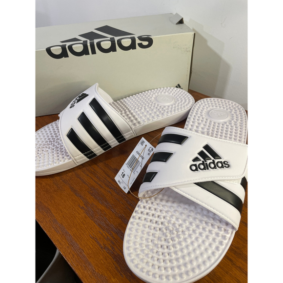 NEW Adidas Adissage Slides Sandal Massage Comfort White Black Mens 18 w/Box - Picture 1 of 6
